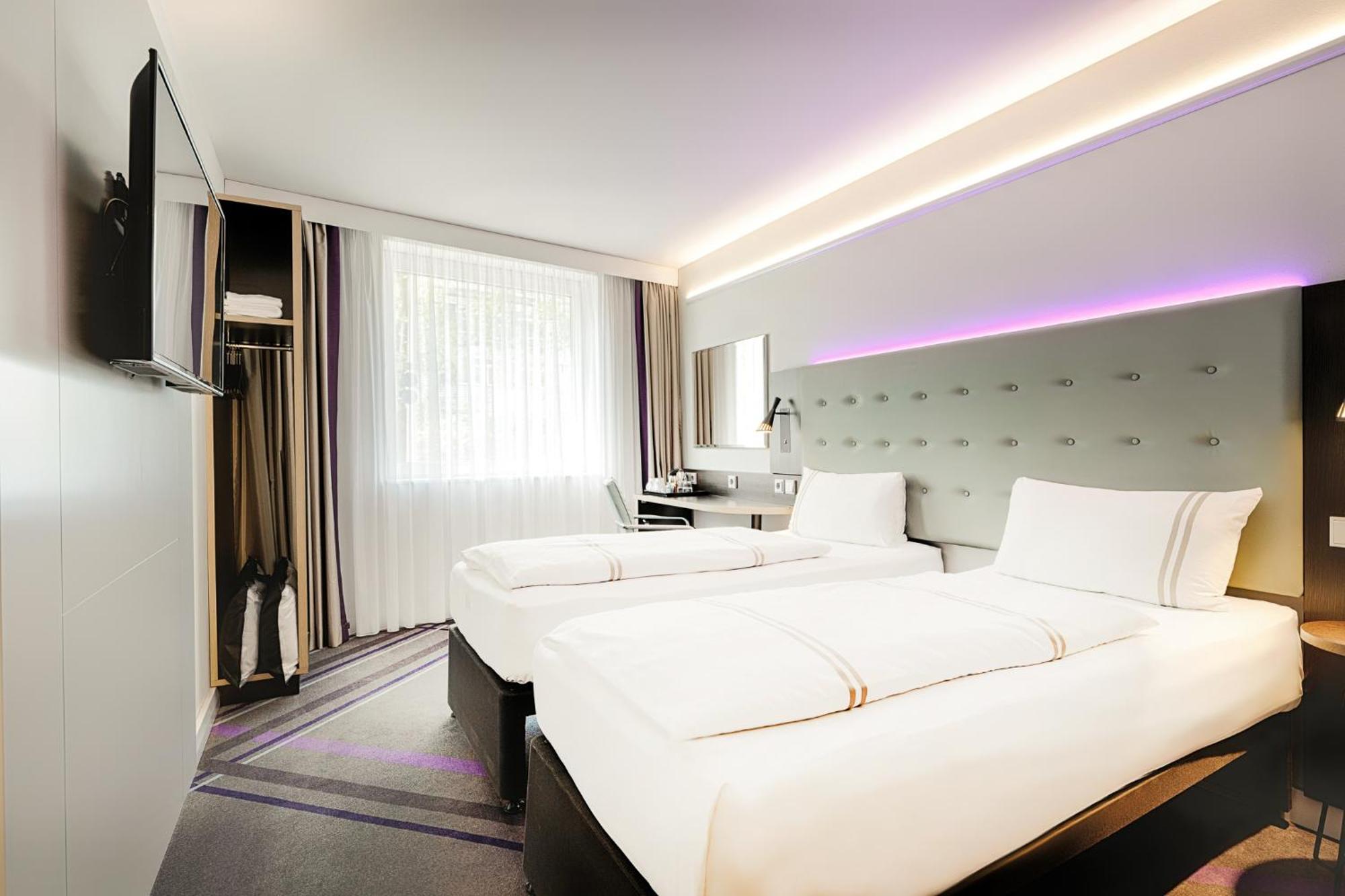 Premier Inn Berlin City Centre Bagian luar foto