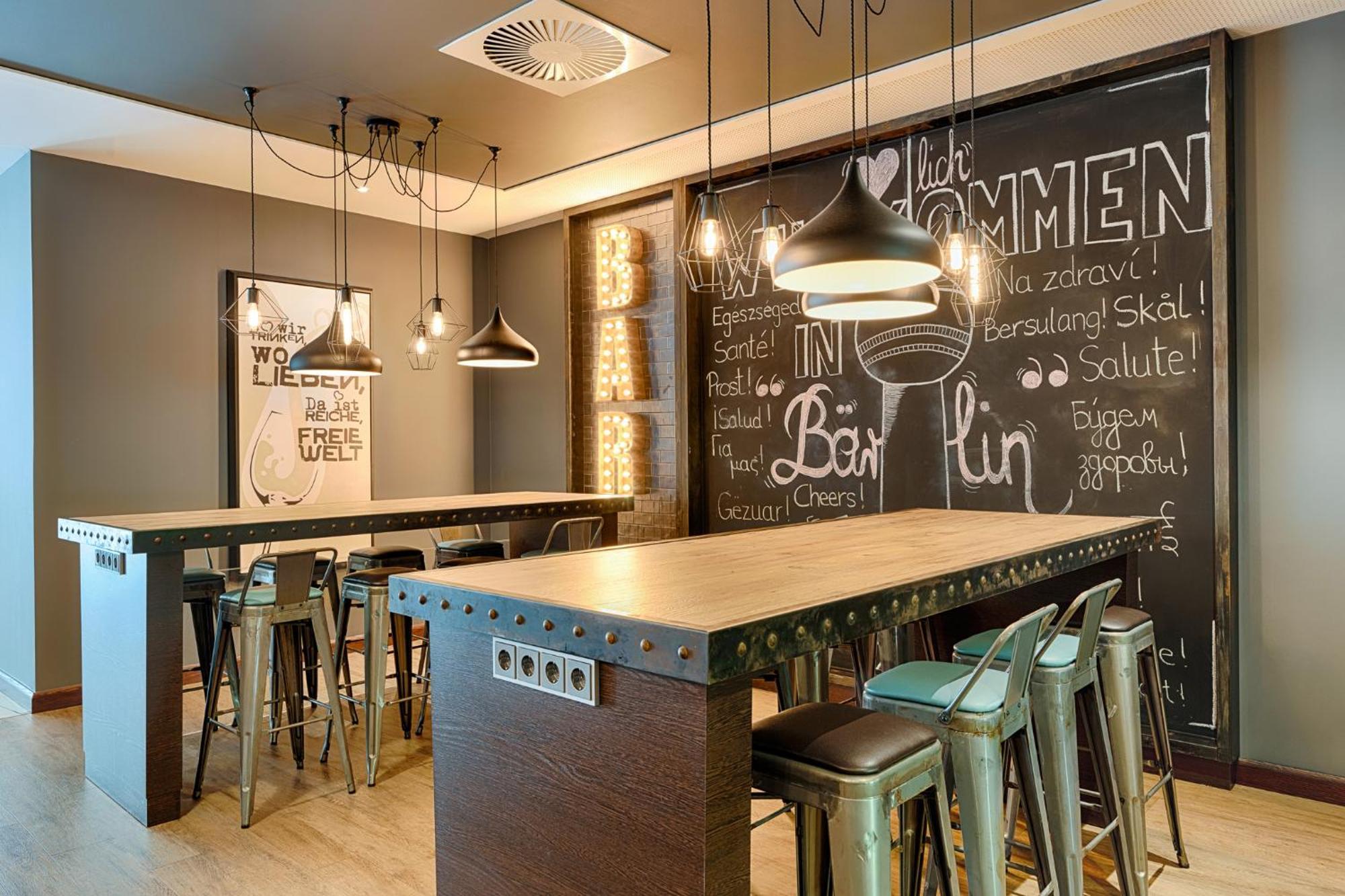 Premier Inn Berlin City Centre Bagian luar foto